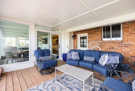 Elevated Mountain Escape Near The Broadmoor - Colorado Springs, Colorado