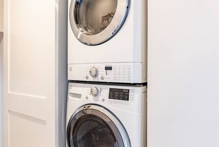 Elevated Mountain Escape Near The Broadmoor - Colorado Springs, Colorado