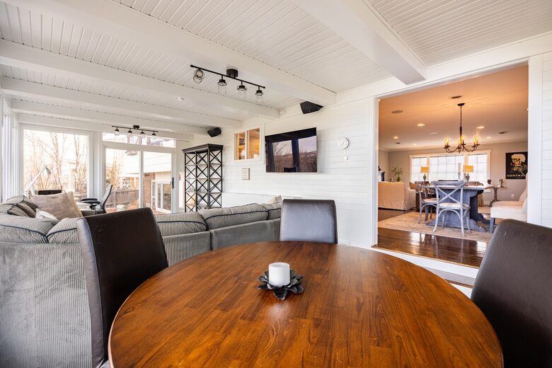 Elevated Mountain Escape Near The Broadmoor - Colorado Springs, Colorado