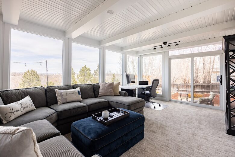 Elevated Mountain Escape Near The Broadmoor - Colorado Springs, Colorado