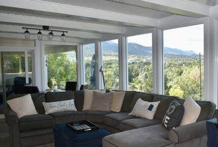 Elevated Mountain Escape Near The Broadmoor - Colorado Springs, Colorado