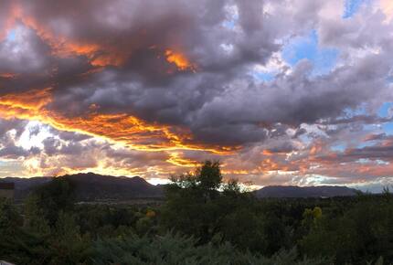 Elevated Mountain Escape Near The Broadmoor - Colorado Springs, Colorado