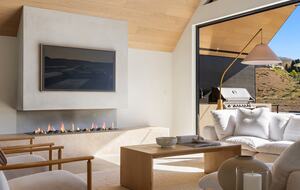 Spa Haven with Panoramic Lake Chelan Views - Chelan, Washington