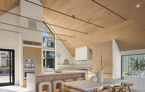 Spa Haven with Panoramic Lake Chelan Views - Chelan, Washington