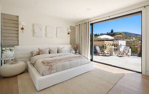 Spa Haven with Panoramic Lake Chelan Views - Chelan, Washington