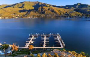Spa Haven with Panoramic Lake Chelan Views - Chelan, Washington