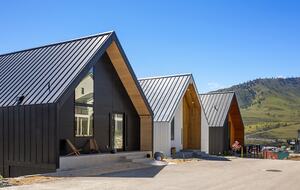 Spa Haven with Panoramic Lake Chelan Views - Chelan, Washington