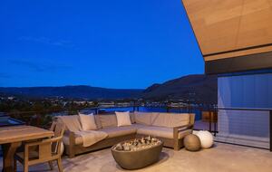 Spa Haven with Panoramic Lake Chelan Views - Chelan, Washington