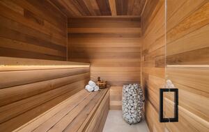 Spa Haven with Panoramic Lake Chelan Views - Chelan, Washington