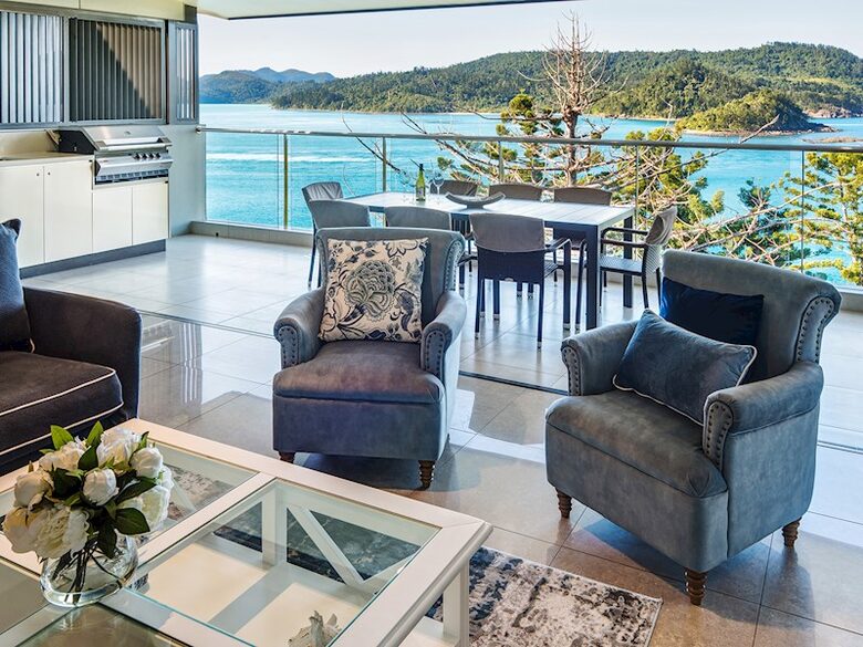 Contemporary Island Elegance with Private Plunge Pool - Hamilton Island, Australia