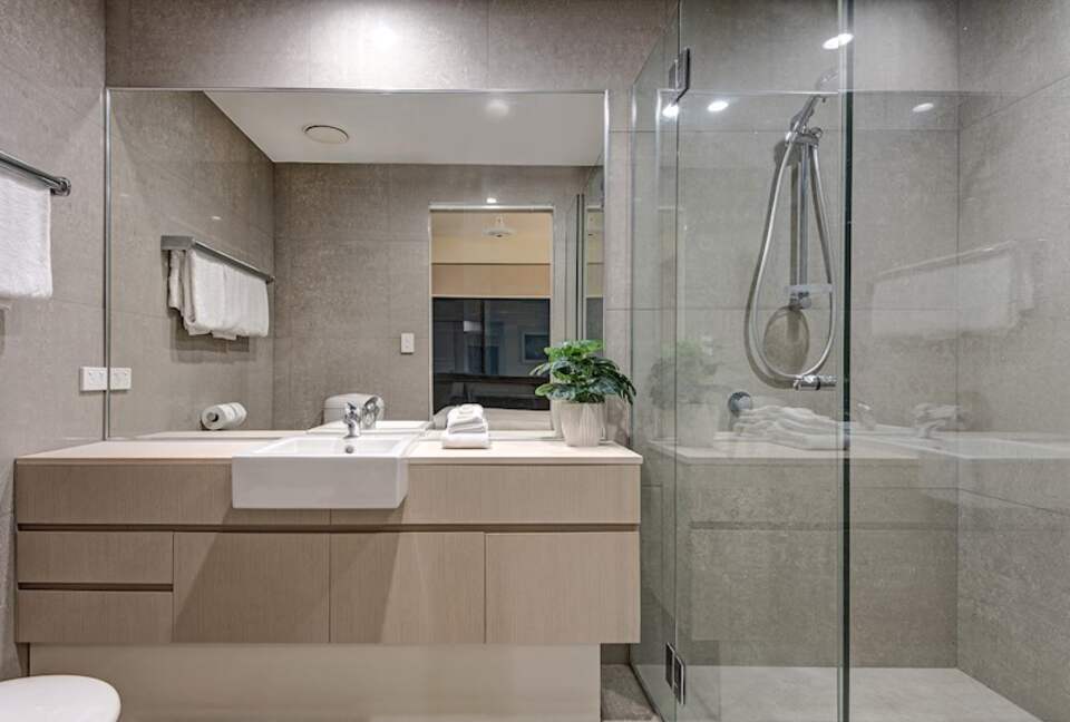 Contemporary Island Elegance with Private Plunge Pool - Hamilton Island, Australia