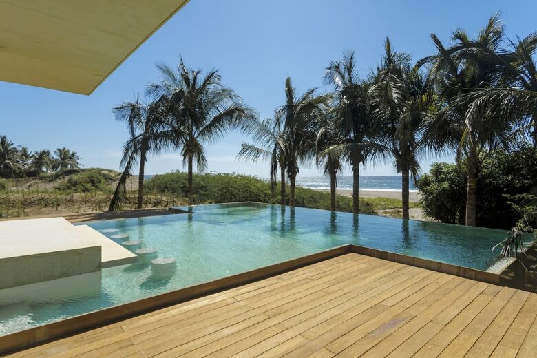 Exclusive Coastal Retreat in Puerto Escondido - Santa María Colotepec, Mexico