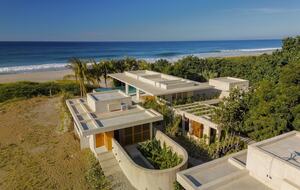 Exclusive Coastal Retreat in Puerto Escondido - Santa María Colotepec, Mexico