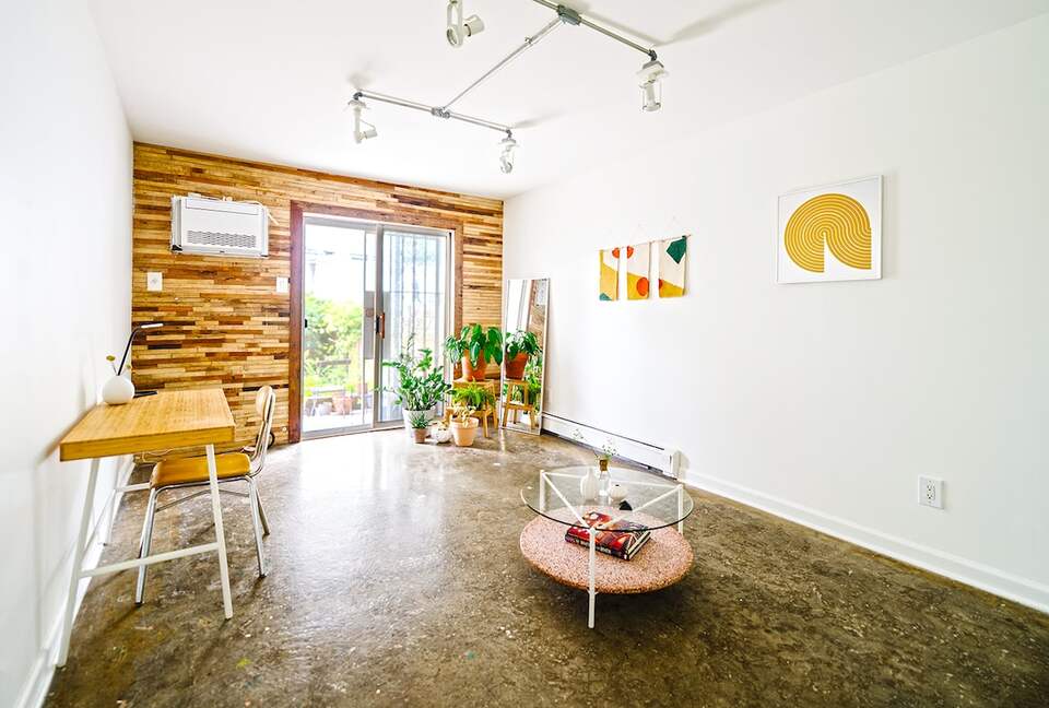 Inviting Garden Level Getaway in - 7f3c3139 6bcf 4ec9 Afce 323662c330d7 