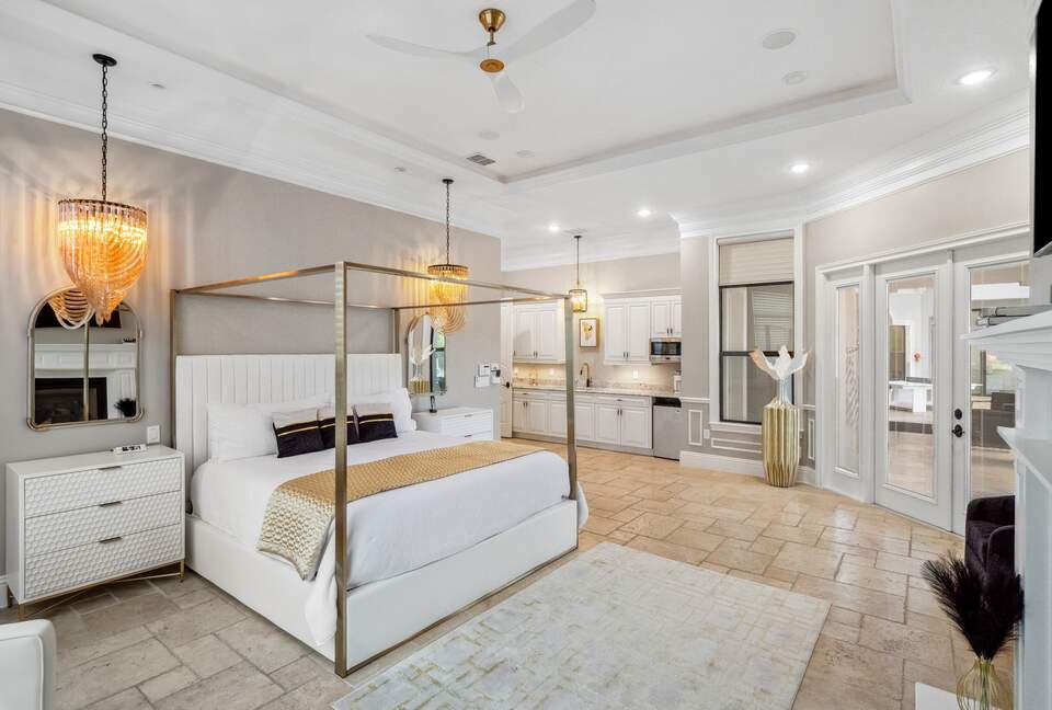 The Reunion Mansion - Reunion, Florida