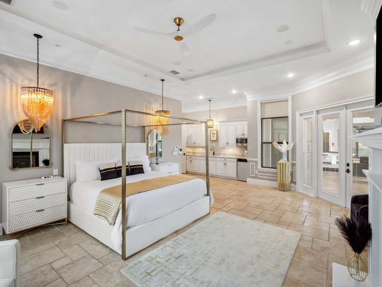 The Reunion Mansion - Reunion, Florida