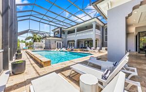 The Reunion Mansion - Reunion, Florida