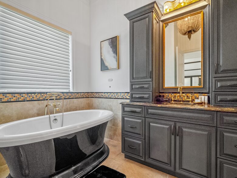 The Reunion Mansion - Reunion, Florida