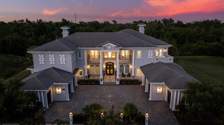 The Reunion Mansion - Reunion, Florida