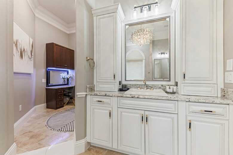 The Reunion Mansion - Reunion, Florida