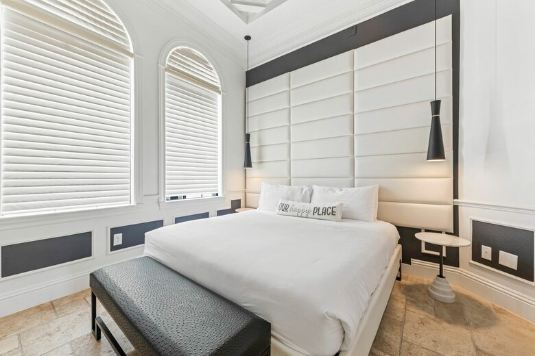 The Reunion Mansion - Reunion, Florida