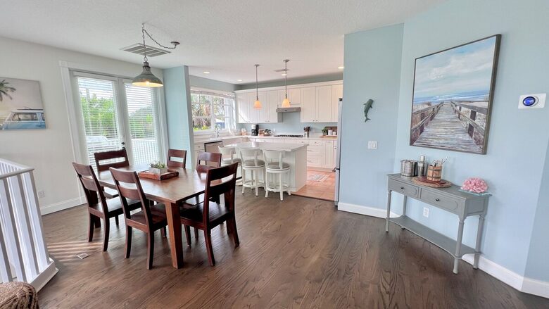 Refined Key West-Style Home Near Downtown Jensen Beach - Jensen Beach, Florida