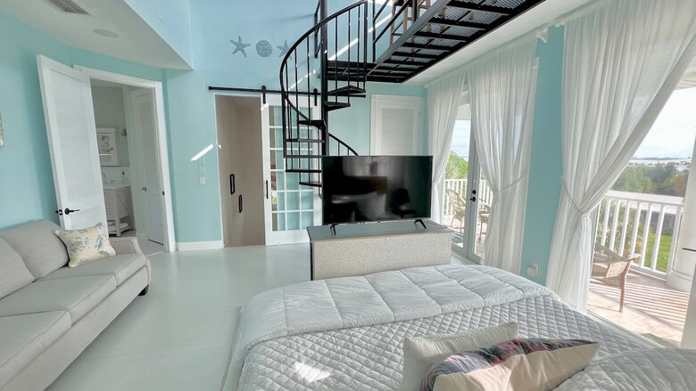 Refined Key West-Style Home Near Downtown Jensen Beach - Jensen Beach, Florida