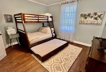 Refined Key West-Style Home Near Downtown Jensen Beach - Jensen Beach, Florida