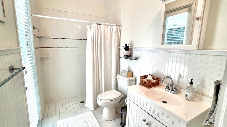 Refined Key West-Style Home Near Downtown Jensen Beach - Jensen Beach, Florida