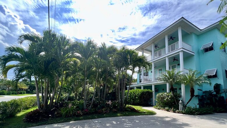 Refined Key West-Style Home Near Downtown Jensen Beach - Jensen Beach, Florida
