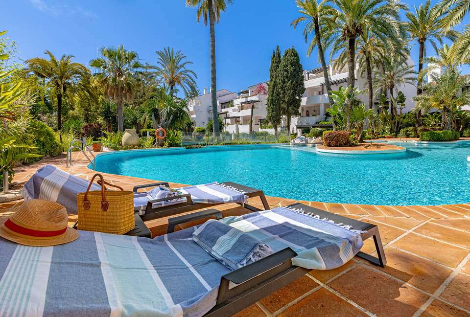 Sophisticated South-Facing Retreat in Puente Romano - Marbella, Spain