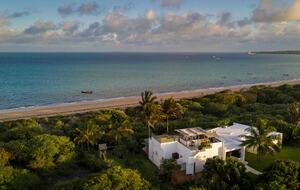Luxury Oceanfront Villa with Panoramic Bazaruto Archipelago Views - Vilankulos, Mozambique
