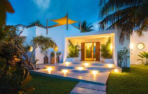 Luxury Oceanfront Villa with Panoramic Bazaruto Archipelago Views - Vilankulos, Mozambique