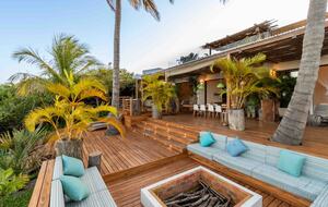 Luxury Oceanfront Villa with Panoramic Bazaruto Archipelago Views - Vilankulos, Mozambique