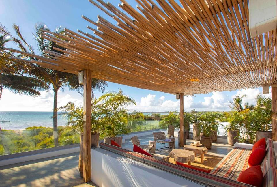 Luxury Oceanfront Villa with Panoramic Bazaruto Archipelago Views - Vilankulos, Mozambique