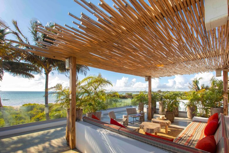 Luxury Oceanfront Villa with Panoramic Bazaruto Archipelago Views - Vilankulos, Mozambique