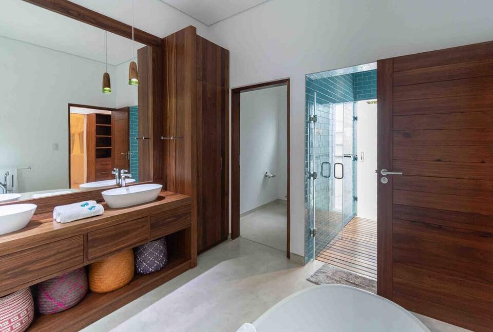 Luxury Oceanfront Villa with Panoramic Bazaruto Archipelago Views - Vilankulos, Mozambique