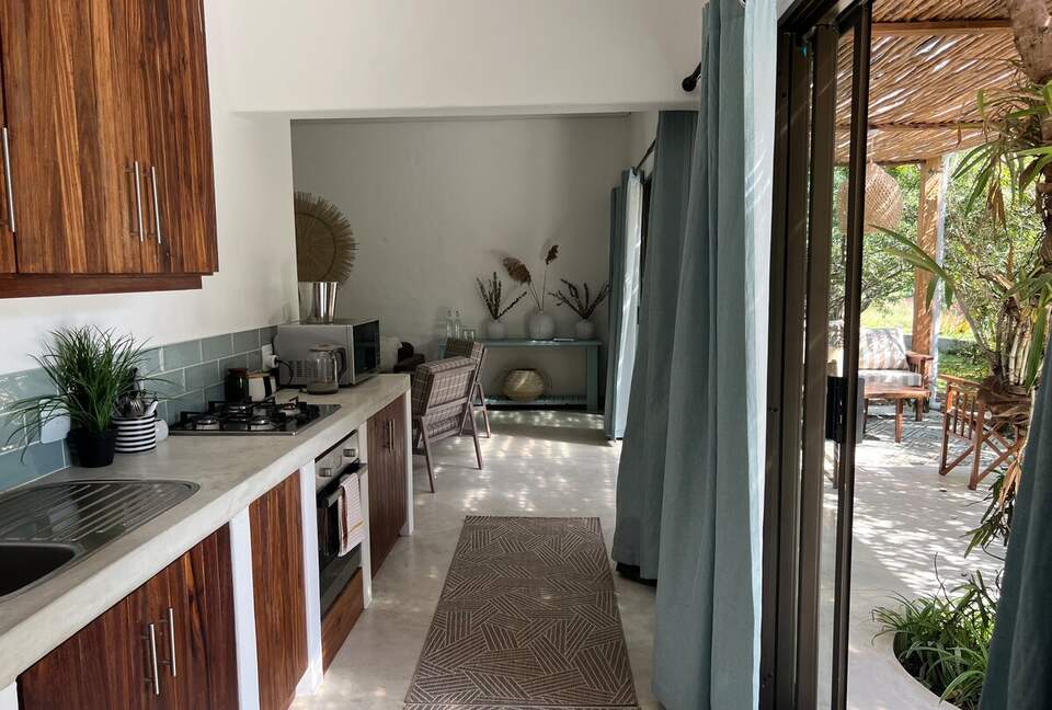 Luxury Oceanfront Villa with Panoramic Bazaruto Archipelago Views - Vilankulos, Mozambique