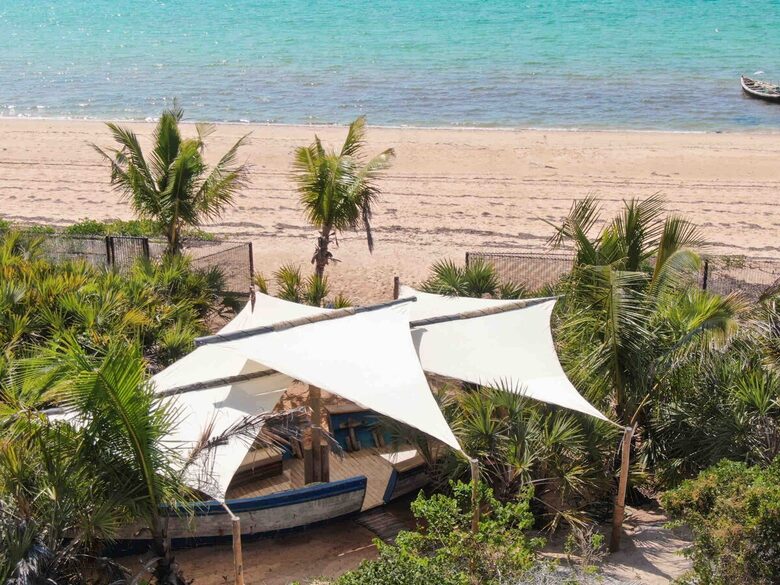 Luxury Oceanfront Villa with Panoramic Bazaruto Archipelago Views - Vilankulos, Mozambique