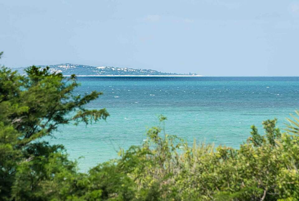 Luxury Oceanfront Villa with Panoramic Bazaruto Archipelago Views - Vilankulos, Mozambique