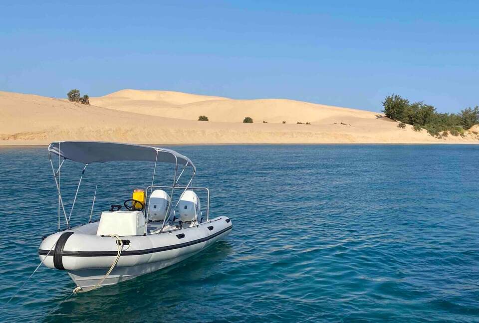 Luxury Oceanfront Villa with Panoramic Bazaruto Archipelago Views - Vilankulos, Mozambique