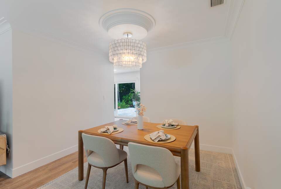 West Palm Bungalow - West Palm Beach, Florida