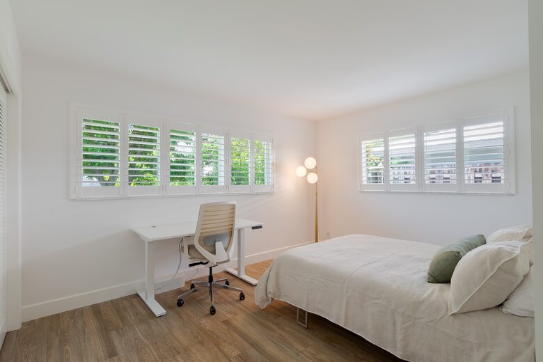 West Palm Bungalow - West Palm Beach, Florida