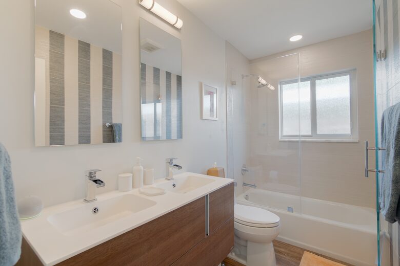 West Palm Bungalow - West Palm Beach, Florida