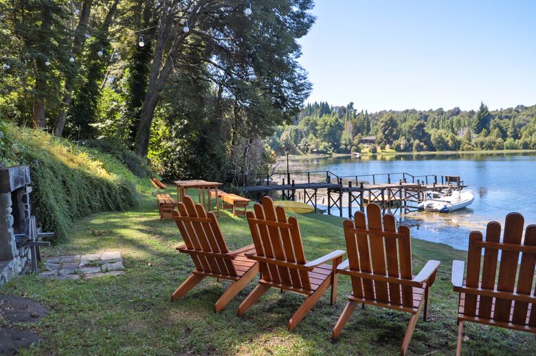 Argentinian Amazement with Boundless Access to Nature and Close to Catedral Skiing! - Bariloche, Argentina