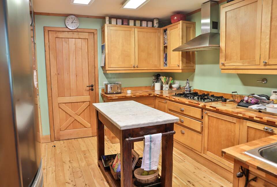 Argentinian Amazement with Boundless Access to Nature and Close to Catedral Skiing! - Bariloche, Argentina