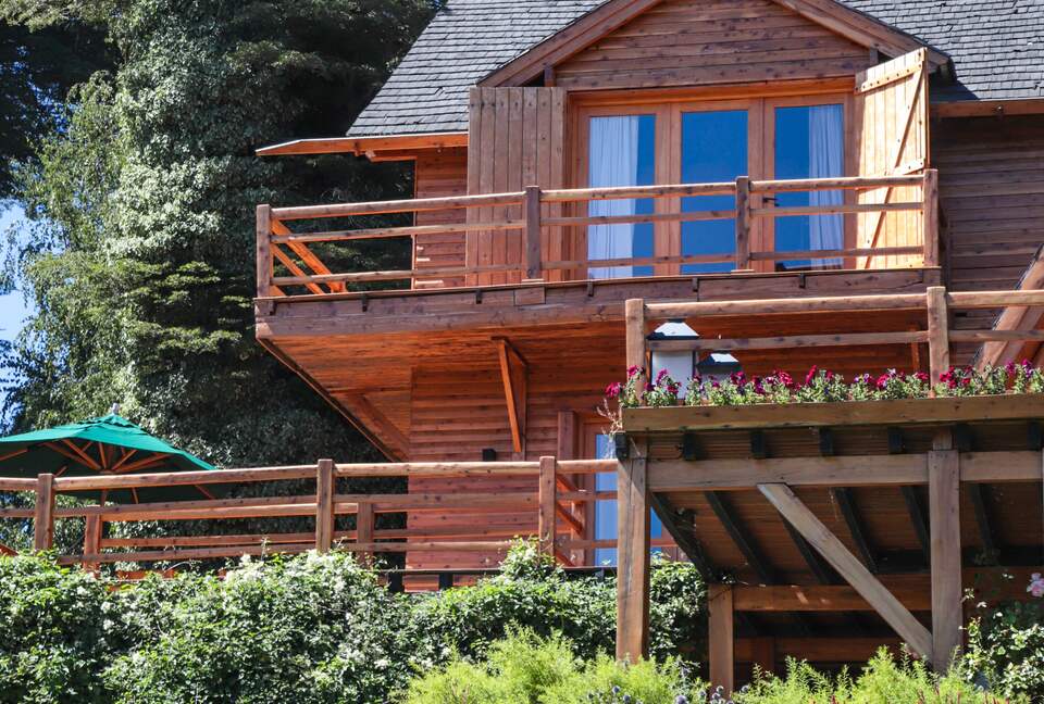 Argentinian Amazement with Boundless Access to Nature and Close to Catedral Skiing! - Bariloche, Argentina