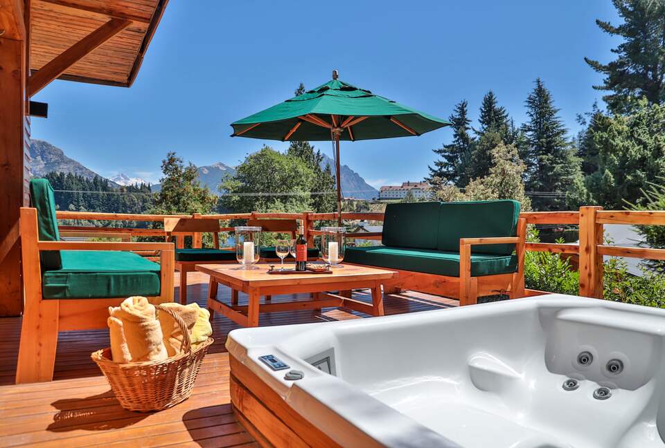 Argentinian Amazement with Boundless Access to Nature and Close to Catedral Skiing! - Bariloche, Argentina