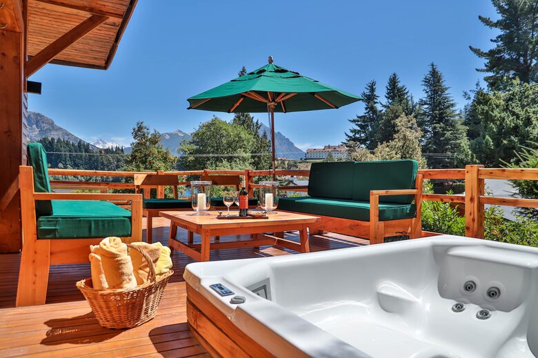 Argentinian Amazement with Boundless Access to Nature and Close to Catedral Skiing! - Bariloche, Argentina