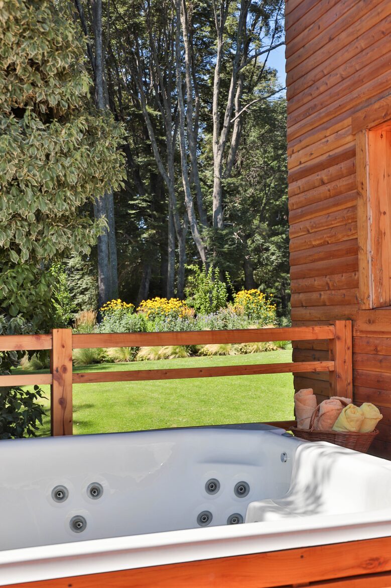 Argentinian Amazement with Boundless Access to Nature and Close to Catedral Skiing! - Bariloche, Argentina